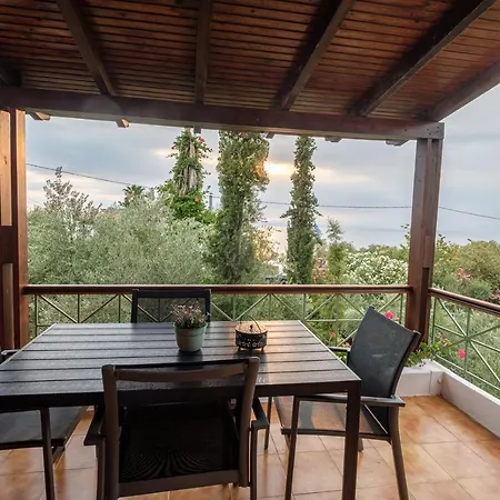 Panagea Apartment *