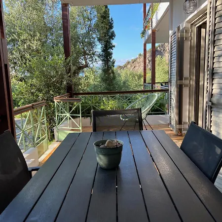 Panagea Apartment *