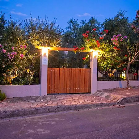 Apartment Panagea *